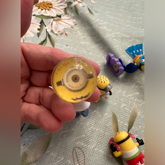 Minion toys and figures lot of five - Picture 7 of 8